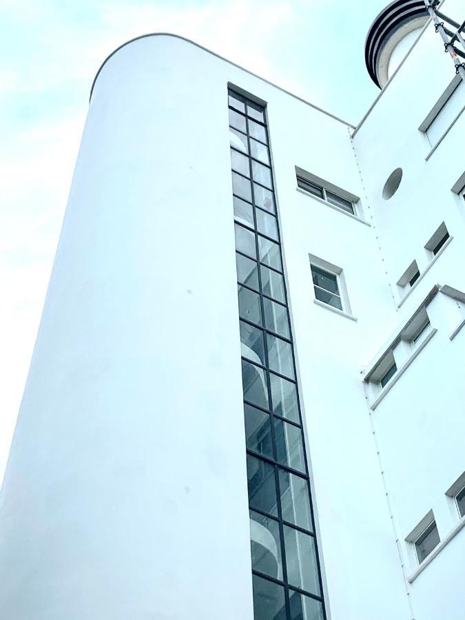 Elegant Studio Et Parking Dans Batiment Historique Saint-Tropez Exterior photo